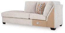 Load image into Gallery viewer, Aviemore Sectional with Chaise
