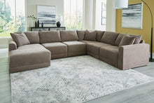 Load image into Gallery viewer, Raeanna Sectional with Chaise
