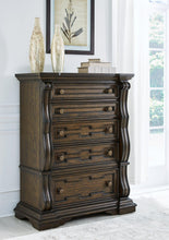 Load image into Gallery viewer, Maylee Chest of Drawers
