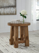 Load image into Gallery viewer, Mackifeld Occasional Table Set
