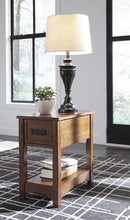 Load image into Gallery viewer, Breegin End Table Set
