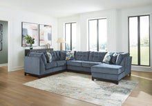 Load image into Gallery viewer, Maxon Place Sectional with Chaise
