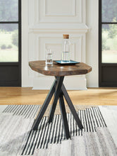 Load image into Gallery viewer, Haileeton End Table
