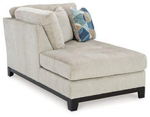 Load image into Gallery viewer, Maxon Place Sectional with Chaise
