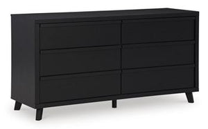 Danziar Dresser