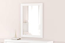 Load image into Gallery viewer, Mollviney Bedroom Mirror
