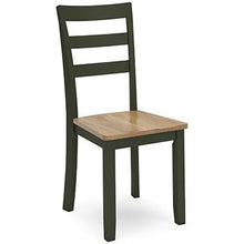 Load image into Gallery viewer, Gesthaven Dining Chair
