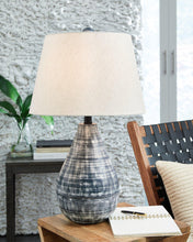 Load image into Gallery viewer, Erivell Table Lamp (Set of 2)
