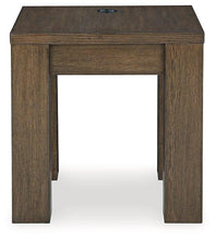 Load image into Gallery viewer, Rosswain End Table
