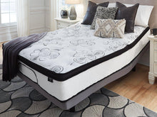 Load image into Gallery viewer, Chime 12 Inch Hybrid Mattress Set
