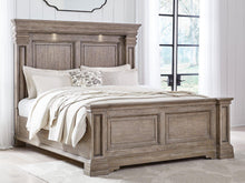 Load image into Gallery viewer, Blairhurst Bedroom Set
