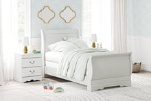 Load image into Gallery viewer, Anarasia Bedroom Set
