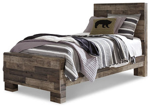 Derekson Bed