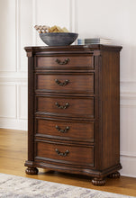 Load image into Gallery viewer, Lavinton Chest of Drawers
