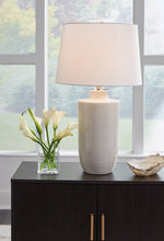 Load image into Gallery viewer, Cylener Table Lamp
